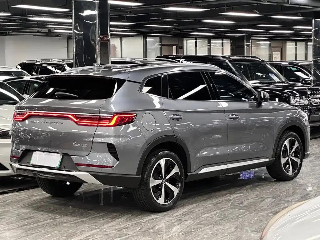 BYD PLUS New Energy — фото 8