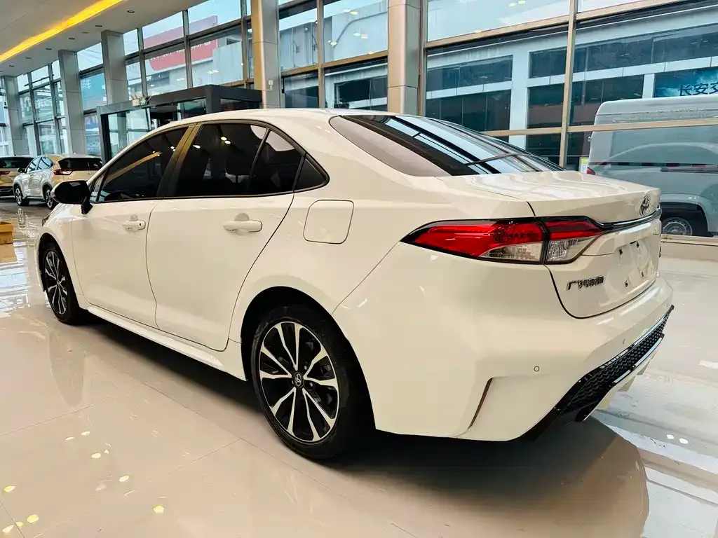 Toyota Levin — фото 10