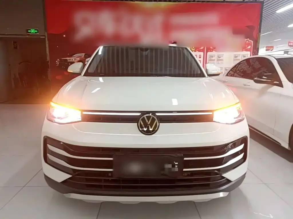 Volkswagen Tharu — фото 6