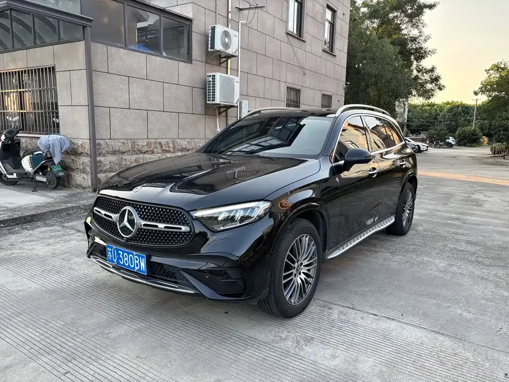 Mercedes-Benz GLC — фото 1