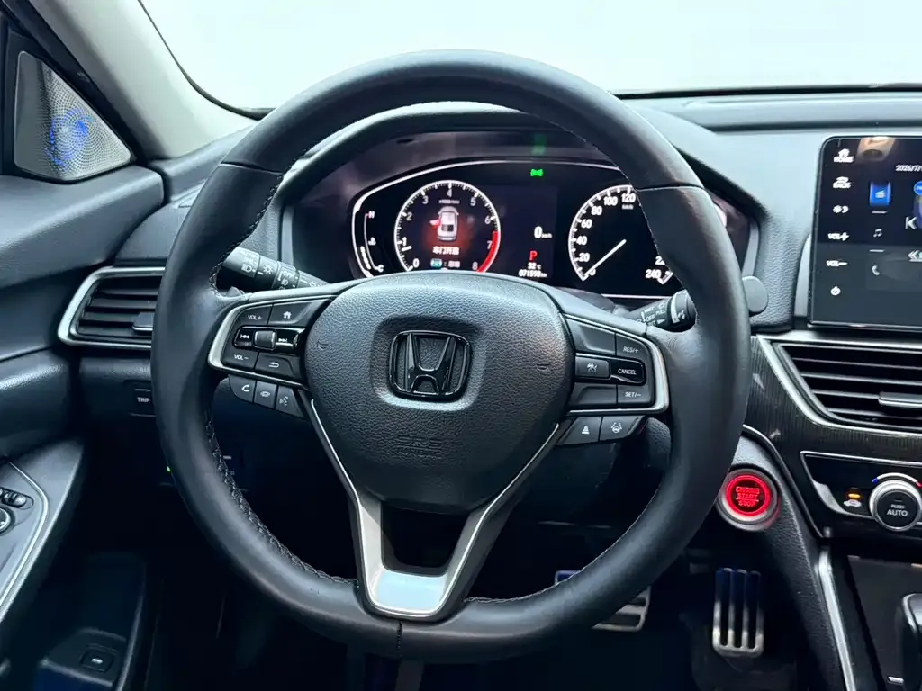Honda Accord — фото 4