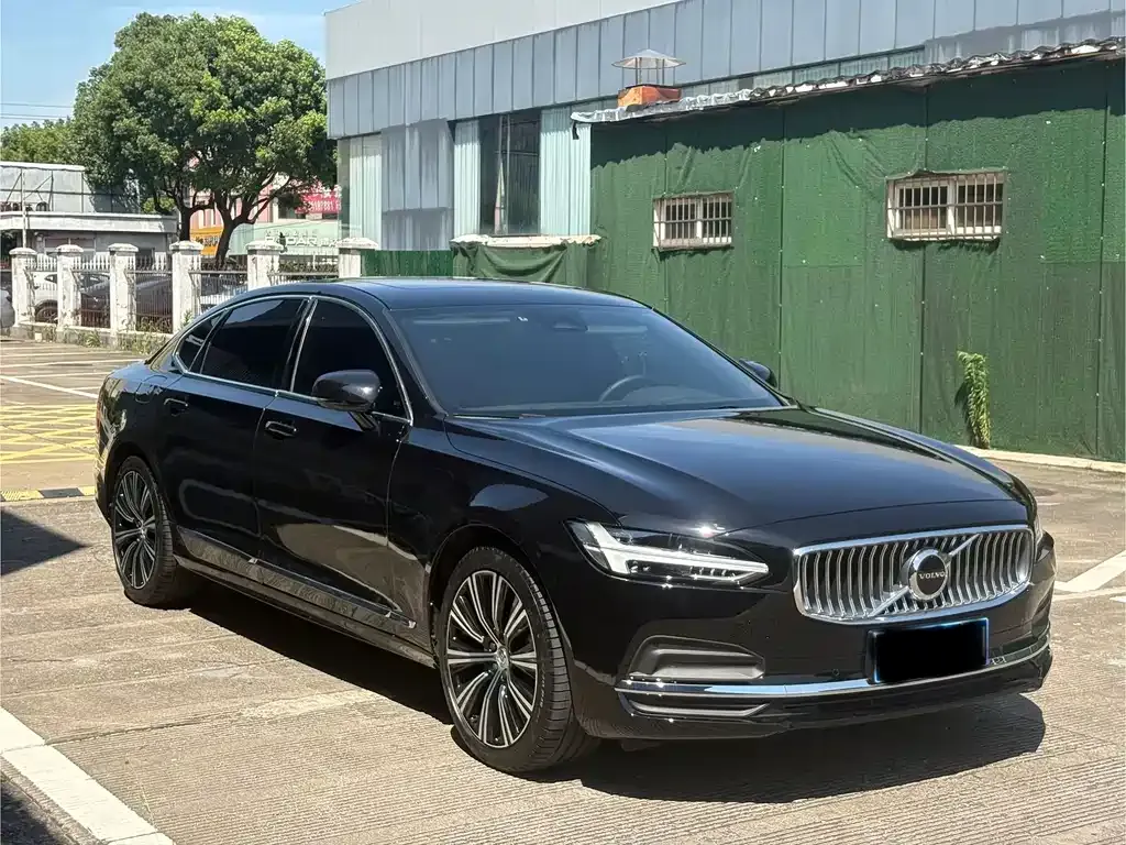 Volvo S90 — фото 8