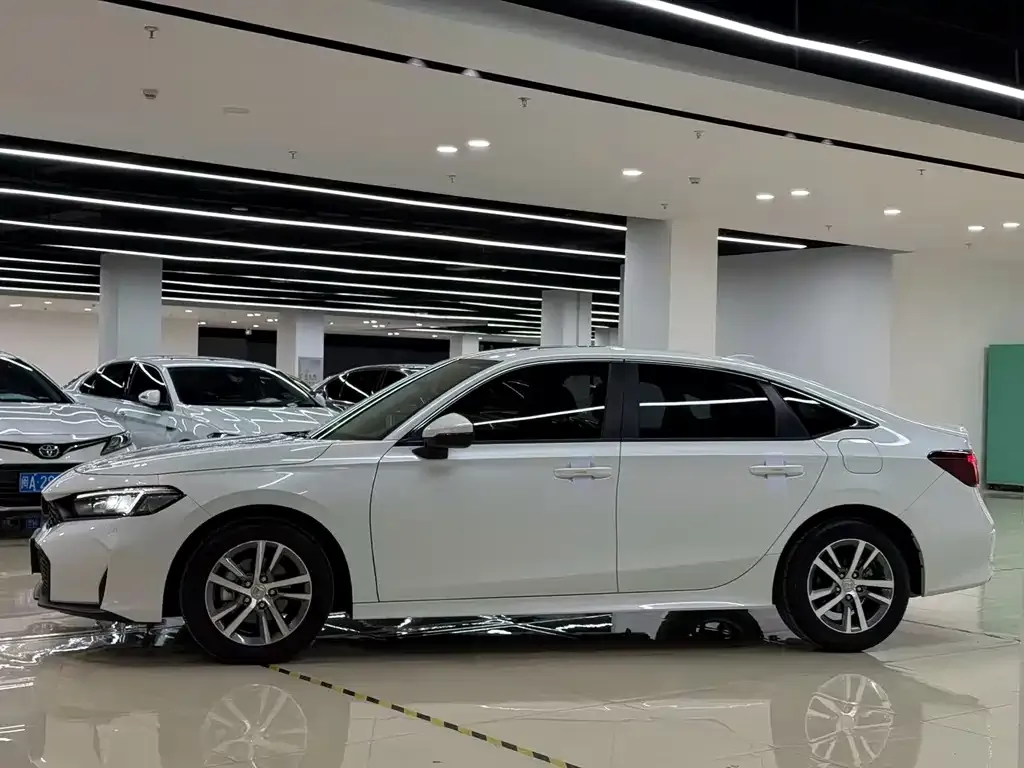 Honda Civic — фото 3