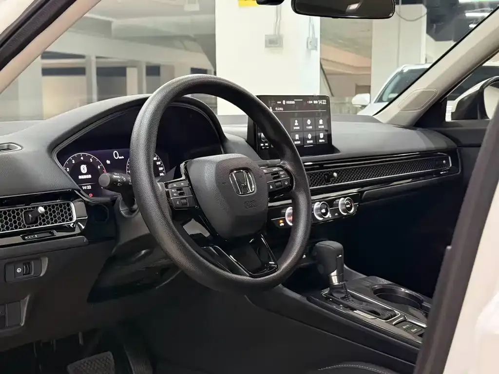 Honda Civic — фото 7