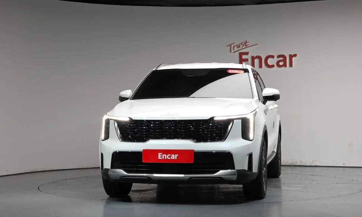 Kia Sorento — фото 7