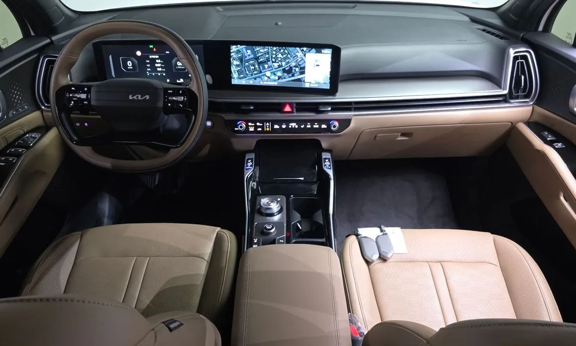 Kia Sorento — фото 8