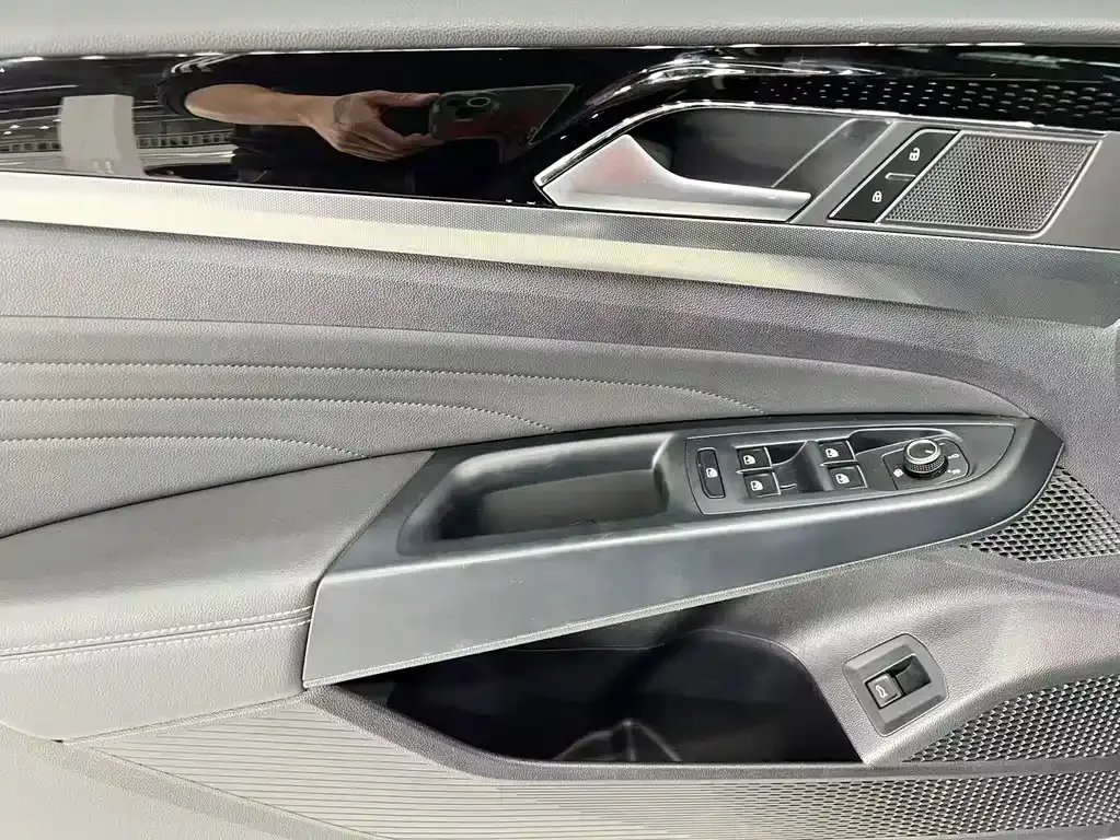 Volkswagen Passat — фото 6