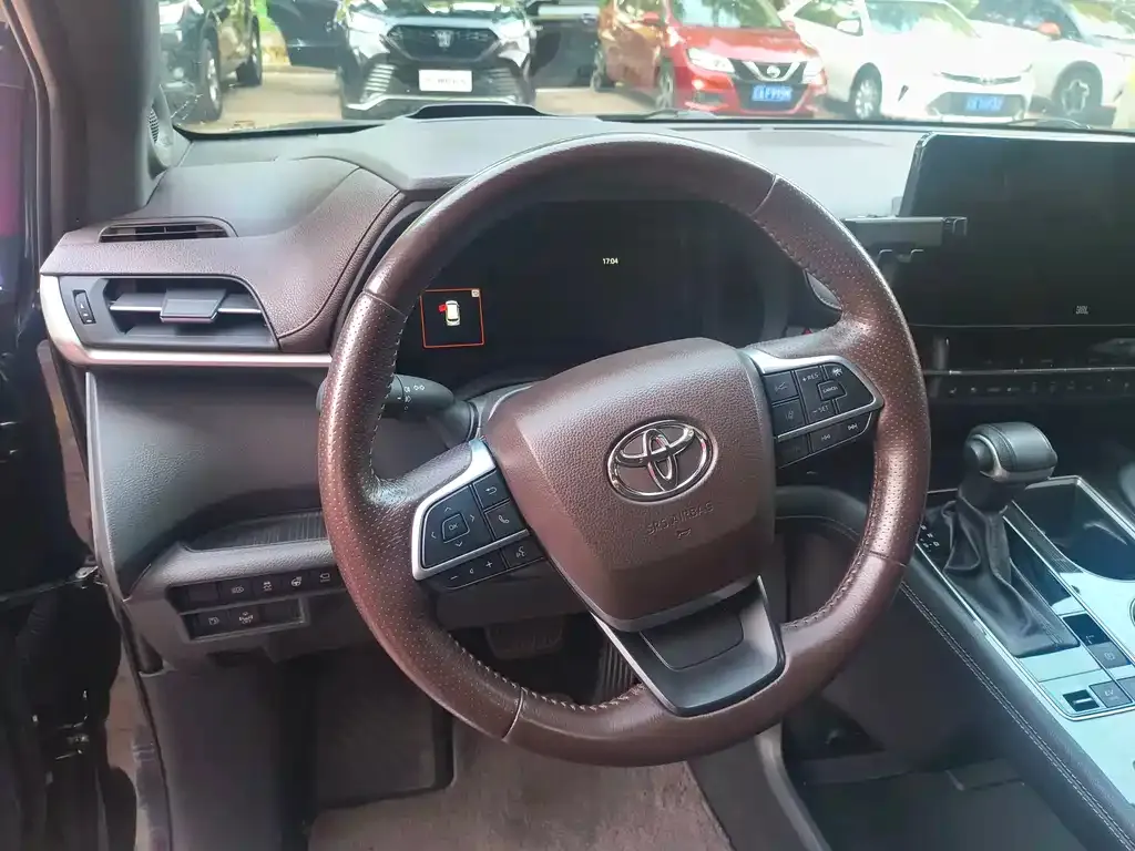 Toyota Sienna — фото 3