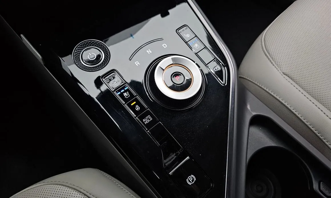 Kia Niro — фото 8