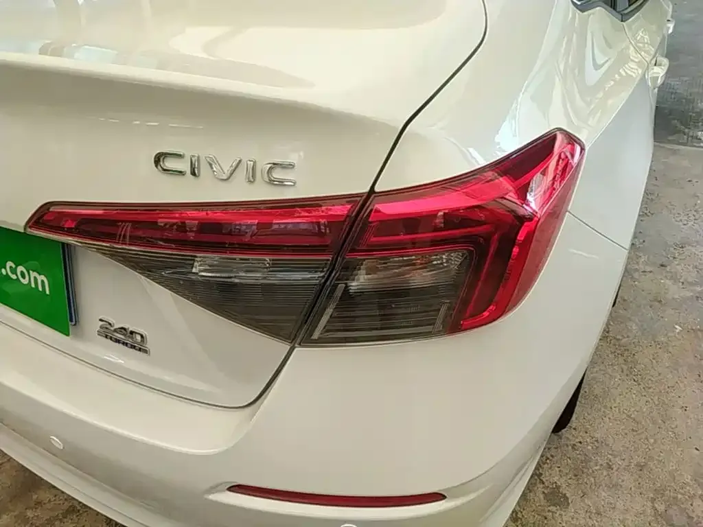 Honda Civic — фото 4