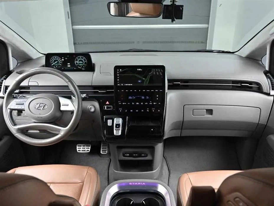 Hyundai Staria — фото 9