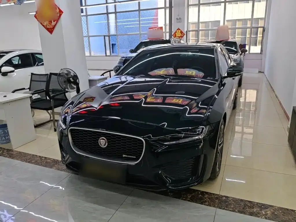 Jaguar XEL — фото 1