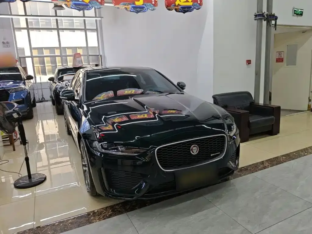 Jaguar XEL — фото 10