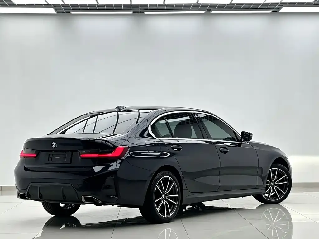 BMW 3 Series — фото 9