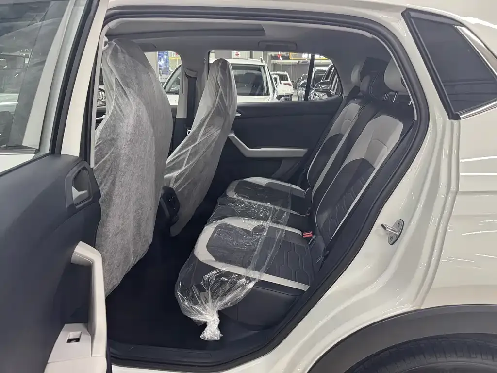 Volkswagen Tharu — фото 6