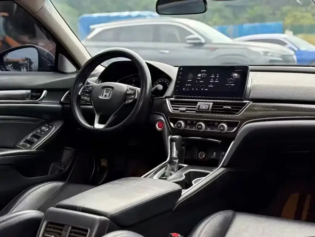Honda Accord — фото 5