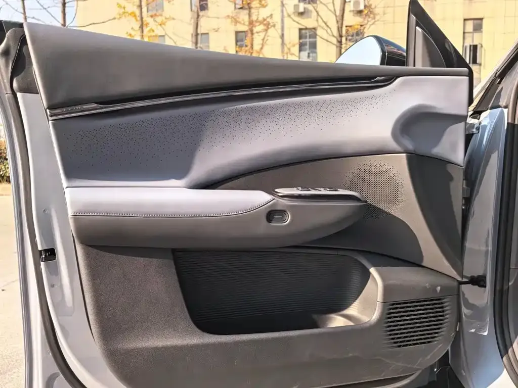 XPeng G7 — фото 3