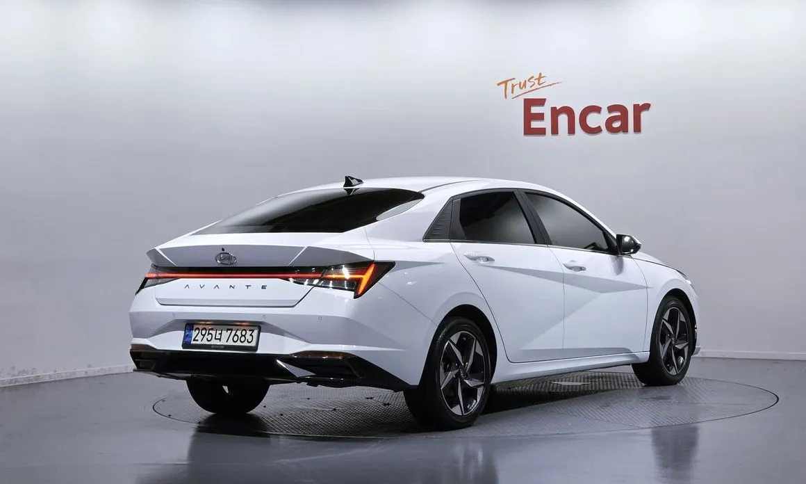 Hyundai AVANTE — фото 9