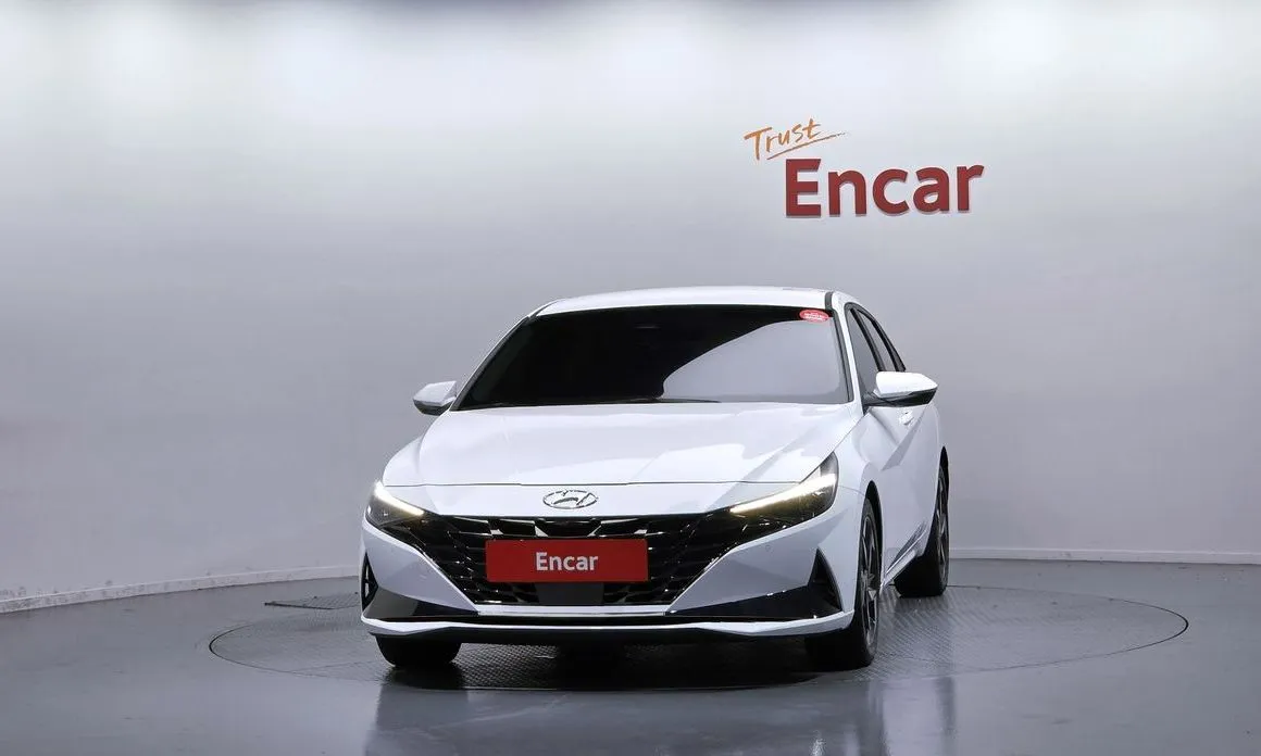 Hyundai AVANTE — фото 2