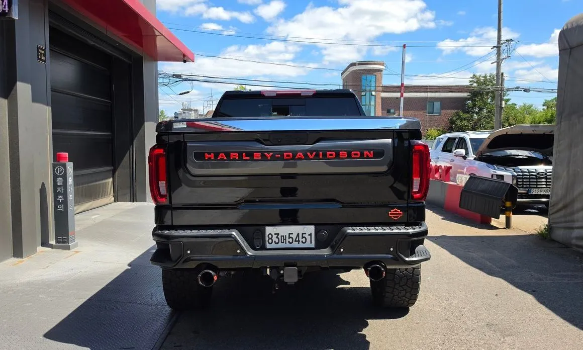 GMC Sierra — фото 9