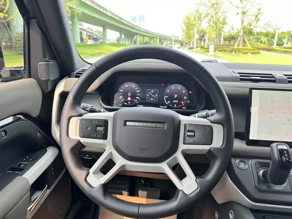 Land Rover Defender — фото 8
