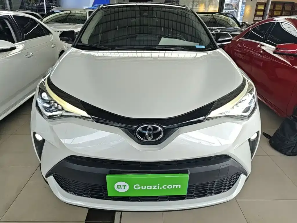 Toyota C-HR — фото 5