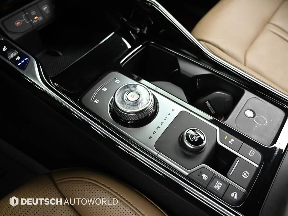Kia Sorento — фото 10