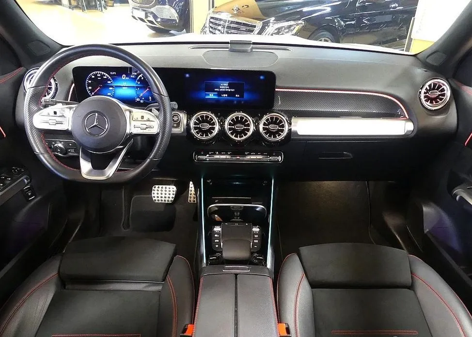 Mercedes-Benz GLB-Class — фото 10