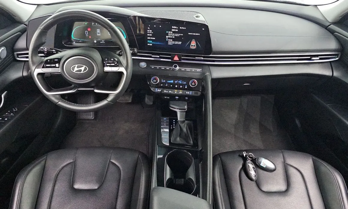 Hyundai AVANTE — фото 8