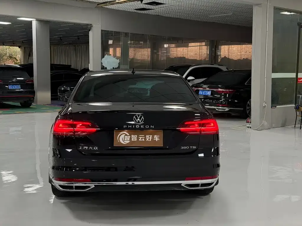 Volkswagen Phideon — фото 4