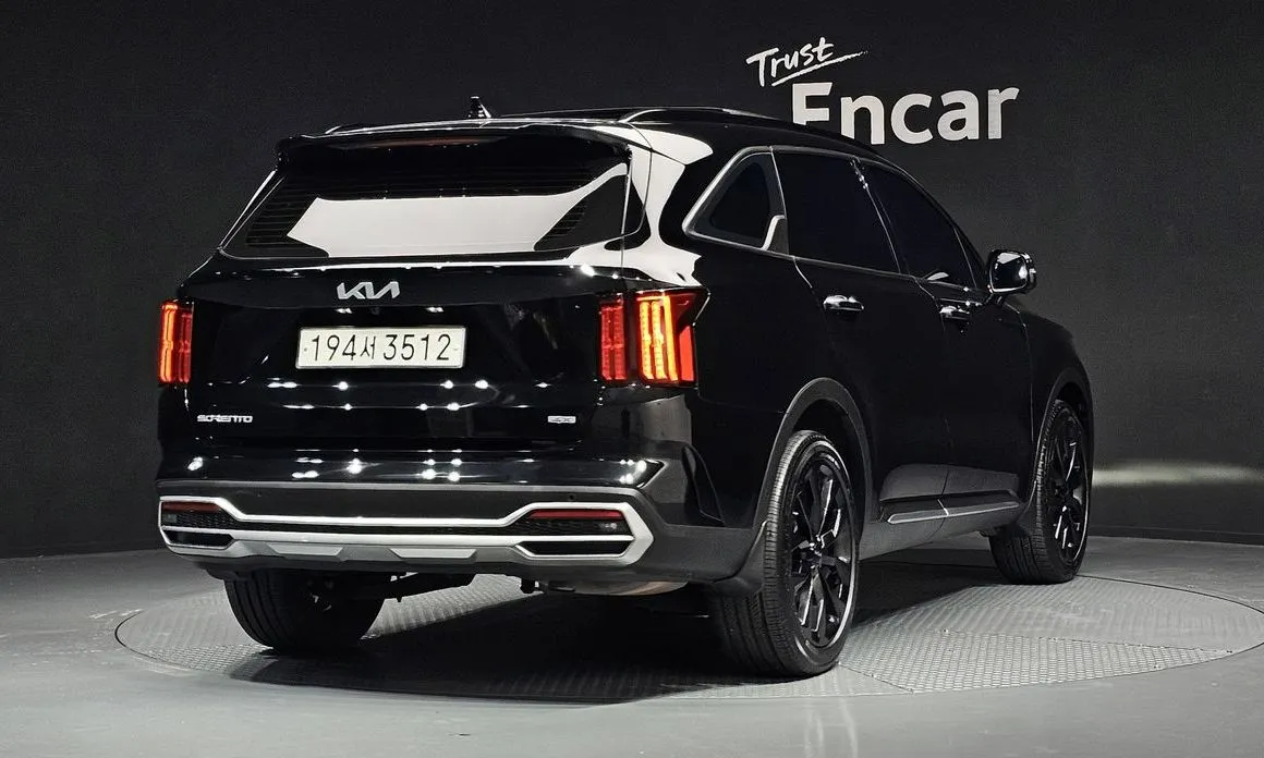 Kia Sorento — фото 4