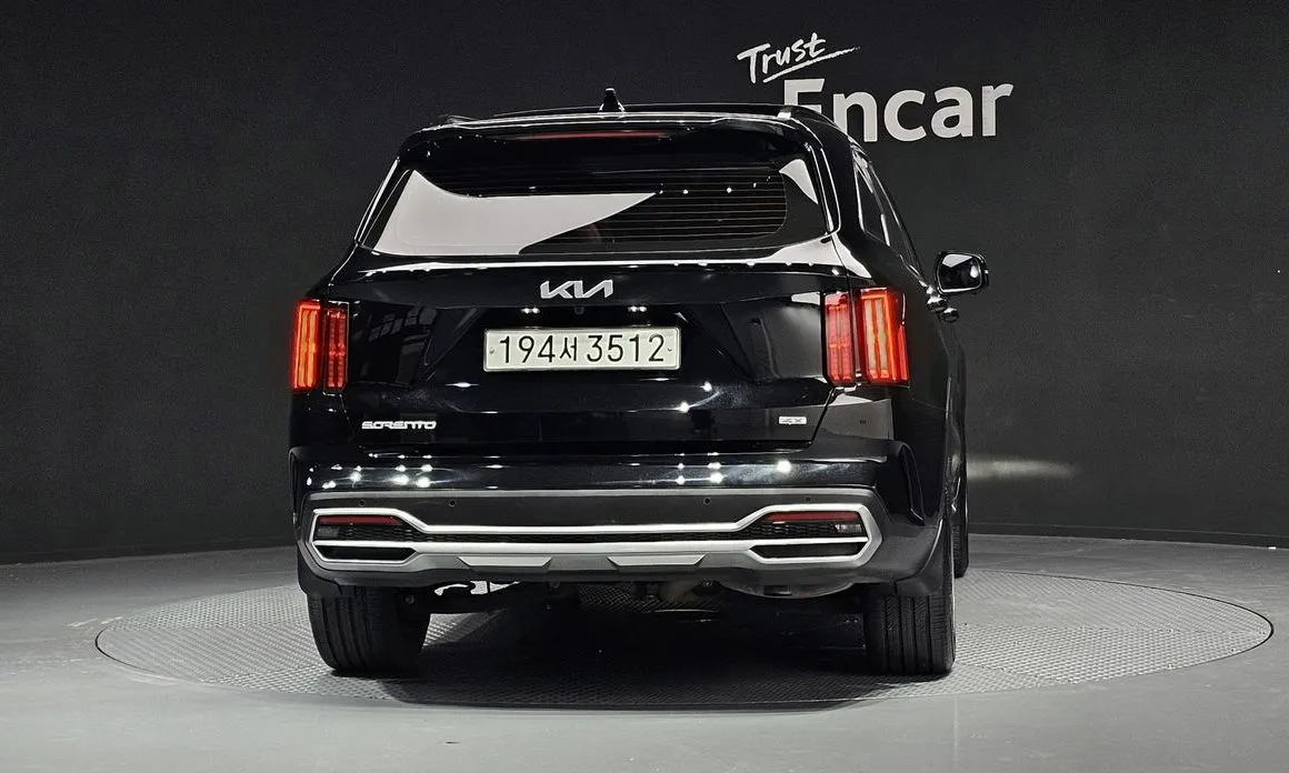Kia Sorento — фото 6
