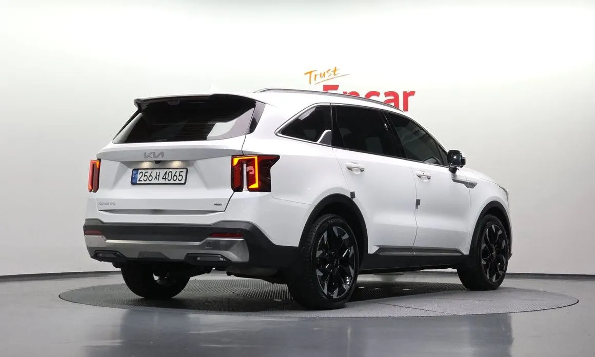 Kia Sorento — фото 4