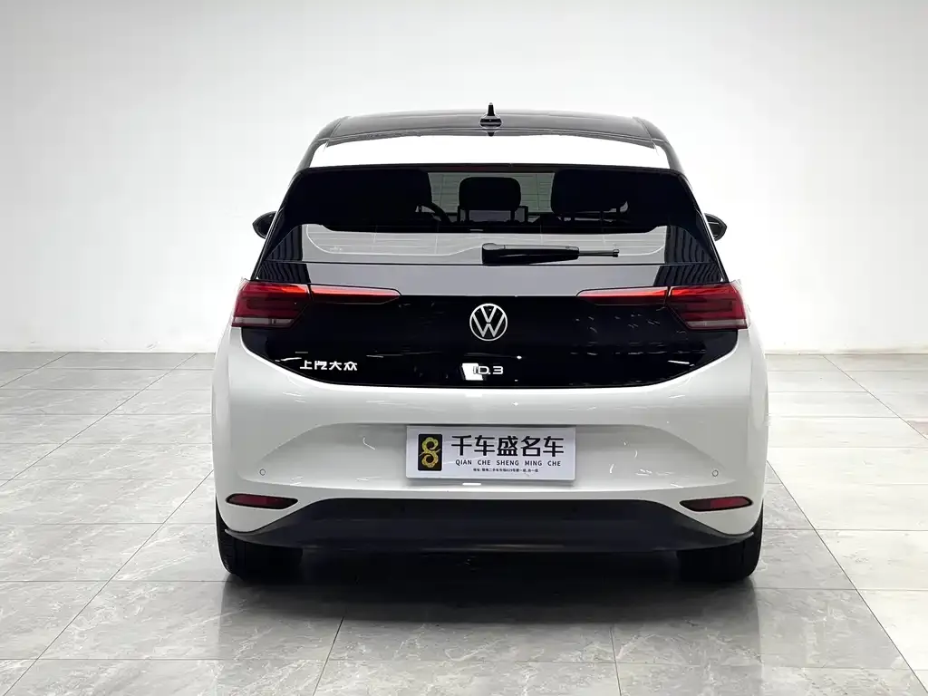 Volkswagen ID.3 — фото 8