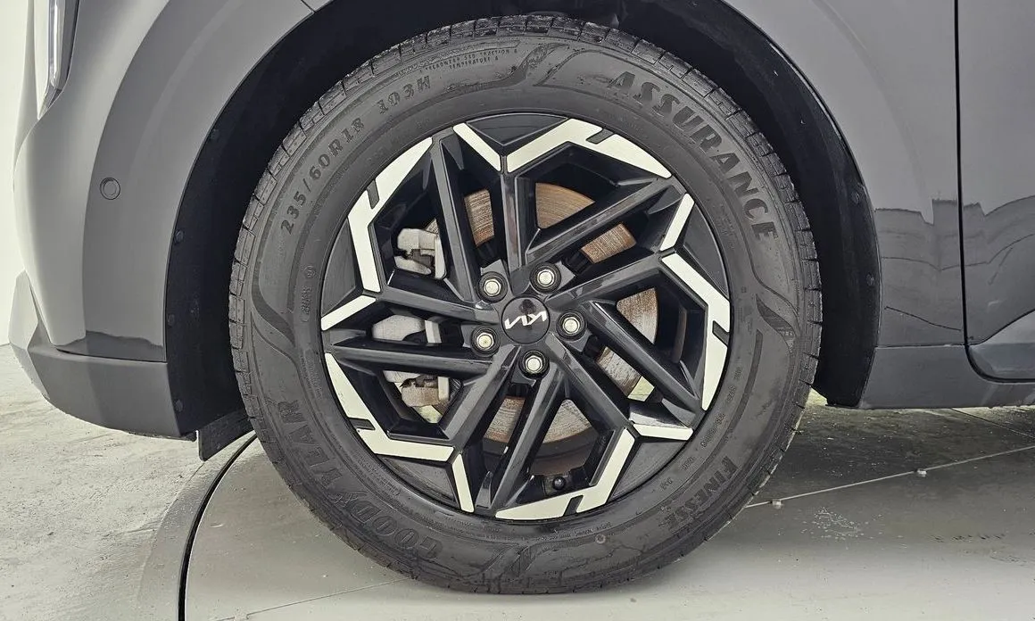 Kia Carnival — фото 2