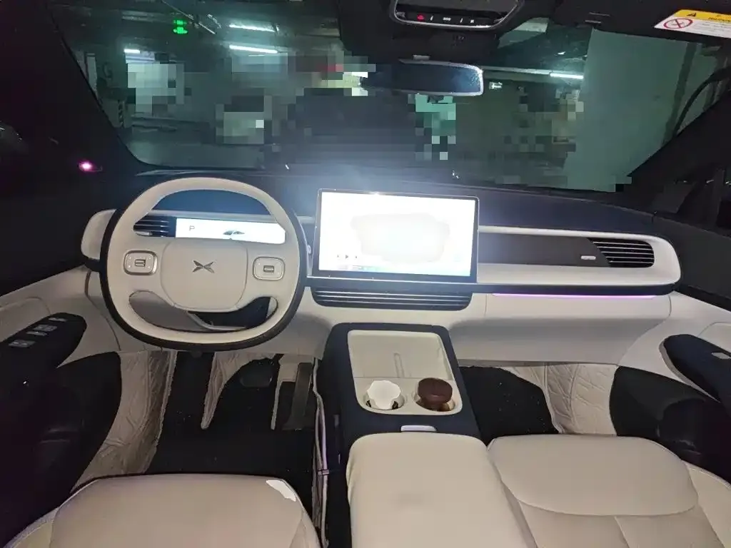 XPeng G6 — фото 8