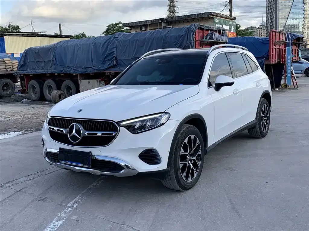 Mercedes-Benz GLC — фото 1