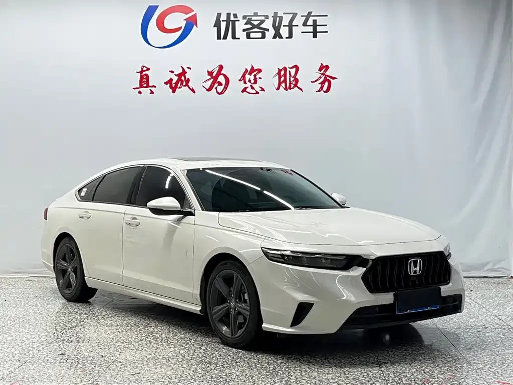 Honda Inspire — фото 8