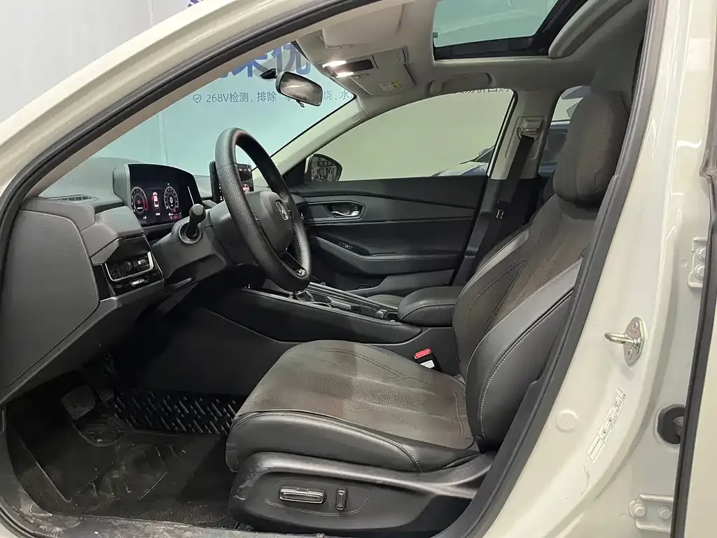 Honda Inspire — фото 10