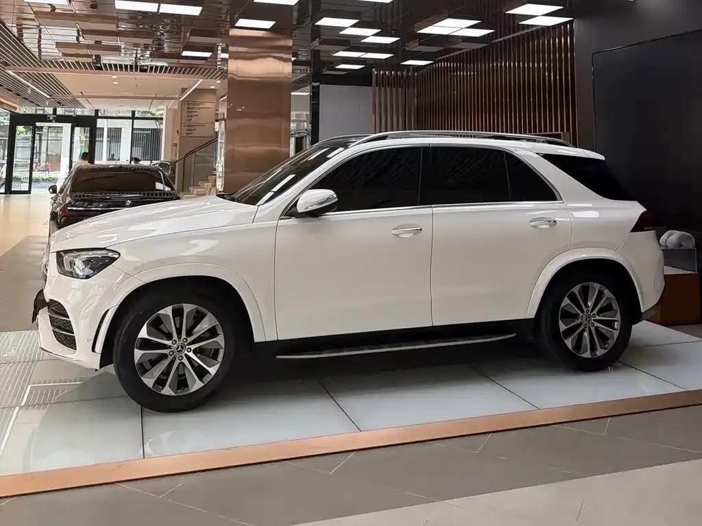 Mercedes-Benz GLE (Import) — фото 4