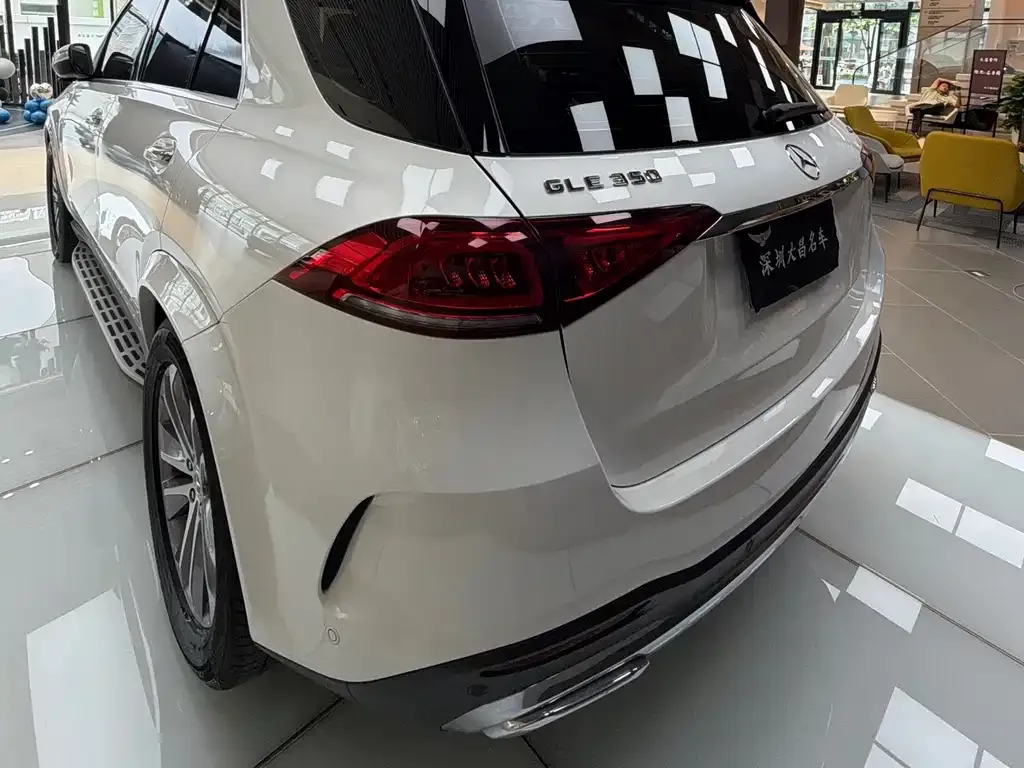 Mercedes-Benz GLE (Import) — фото 7