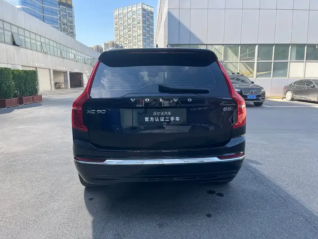 Volvo XC90 — фото 6