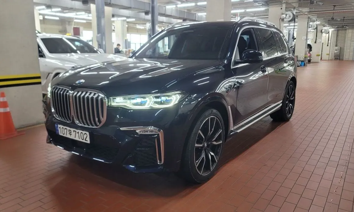 BMW X7 — фото 4