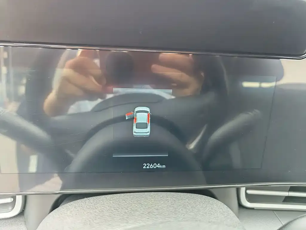 Hyundai Elantra — фото 4