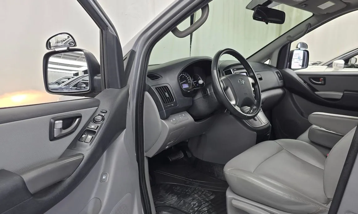 Hyundai Starex — фото 9