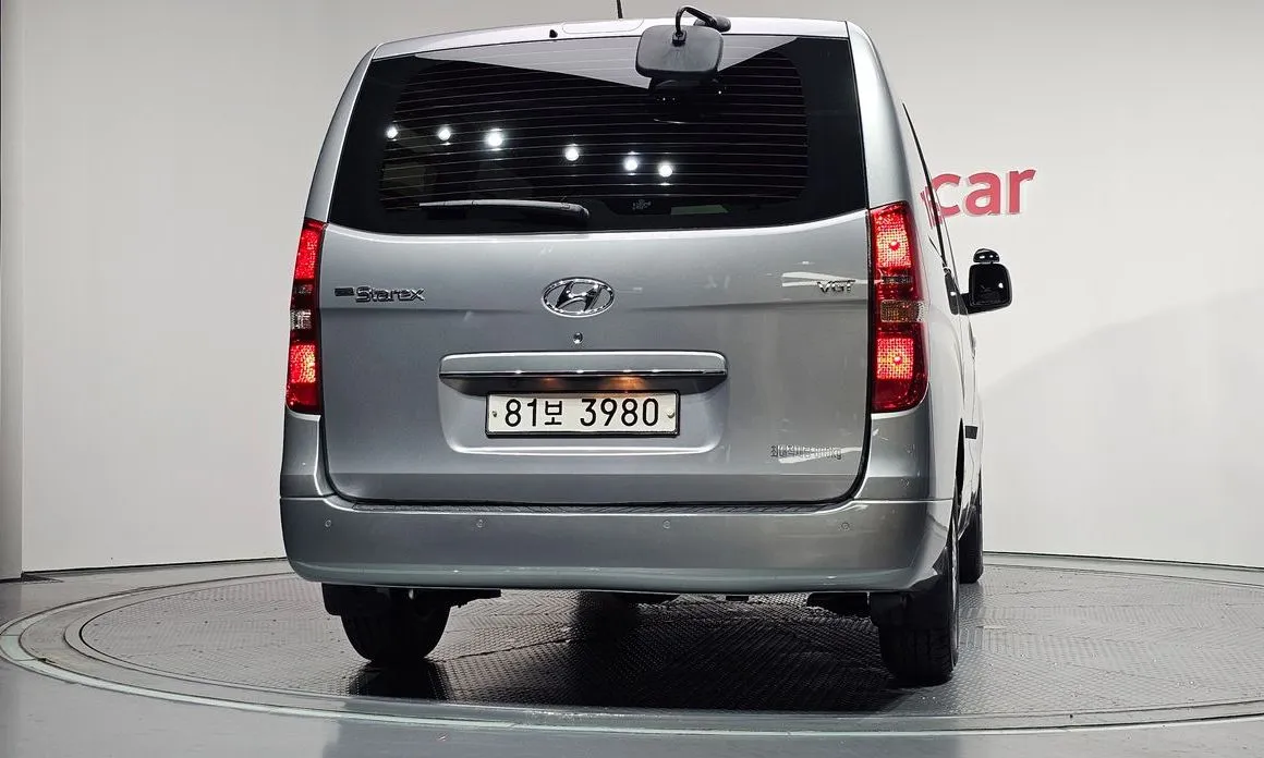 Hyundai Starex — фото 7