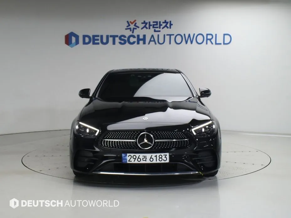 Mercedes-Benz E-Class — фото 10