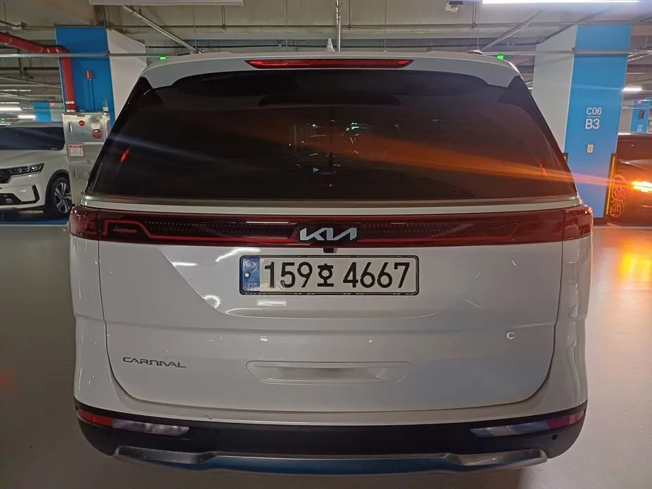 Kia Carnival — фото 3