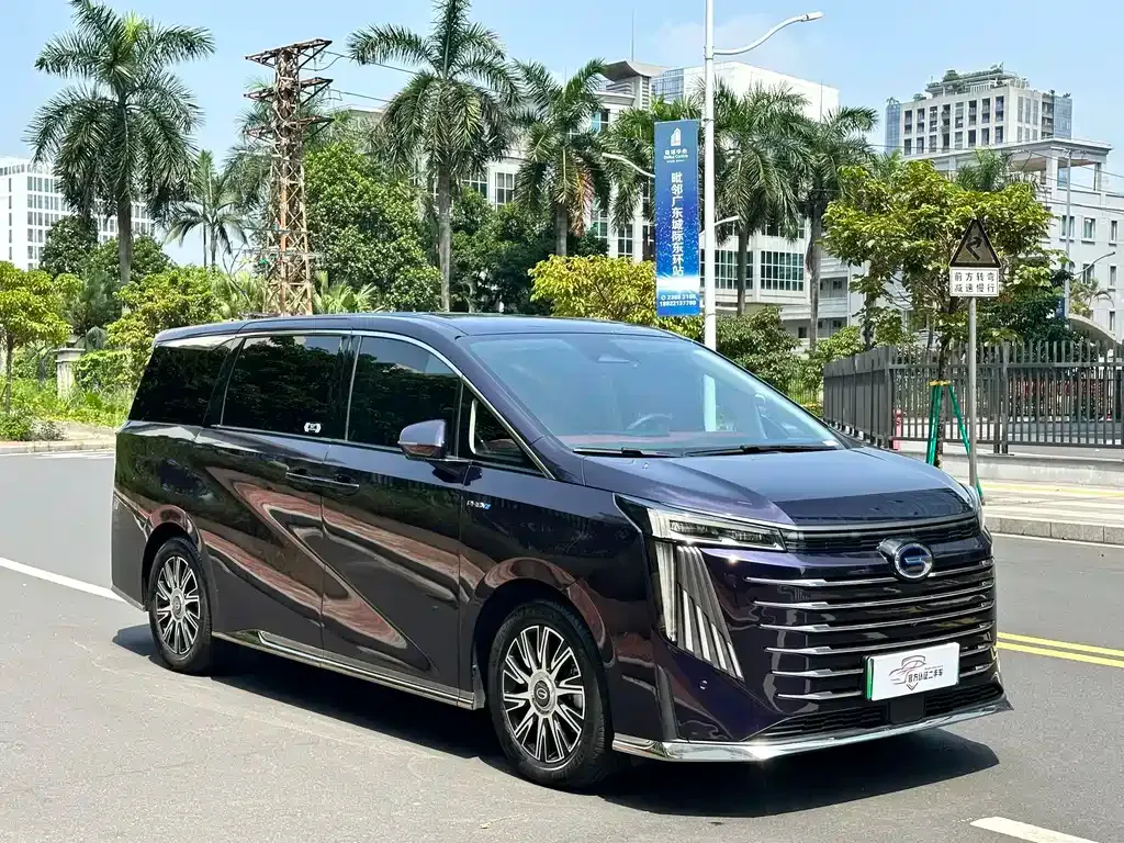 GAC Motor Trumpchi E9 — фото 10
