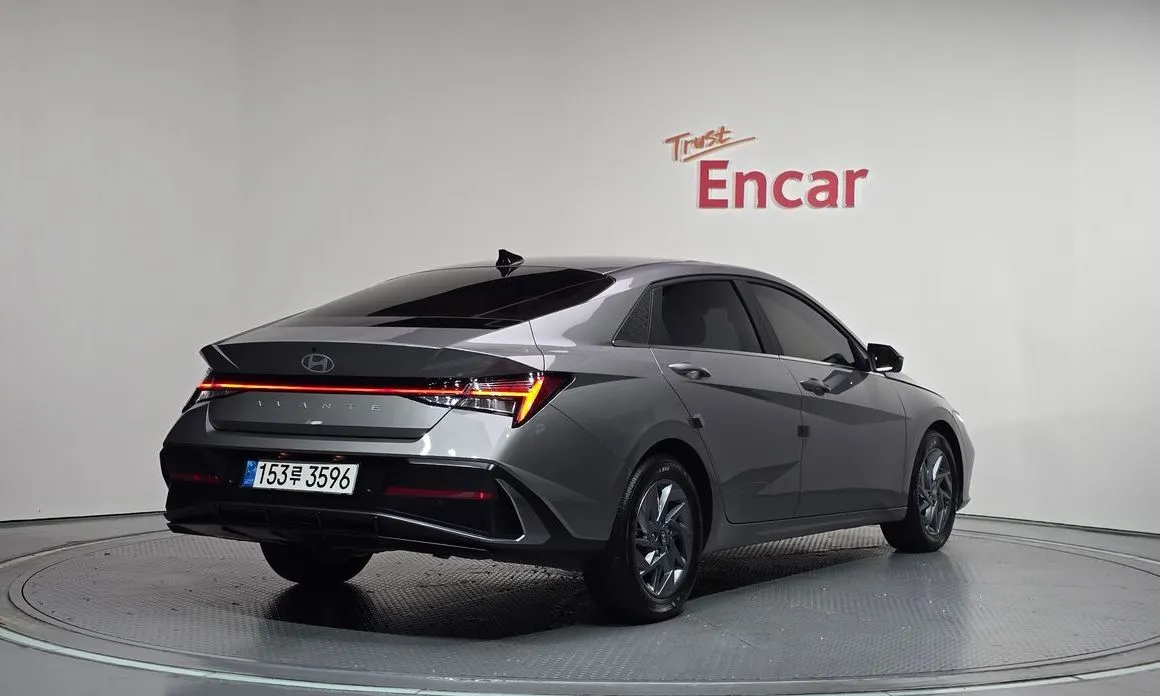 Hyundai AVANTE — фото 4